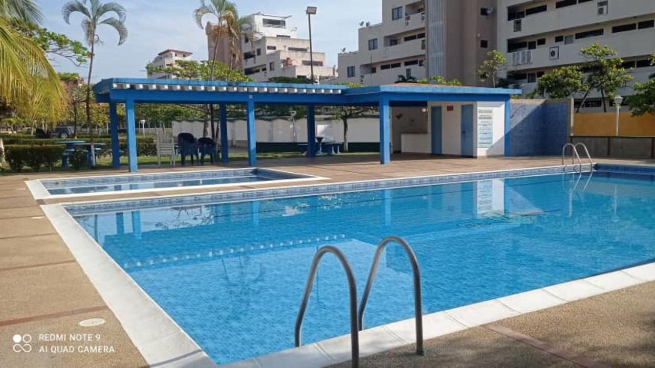 Apartamento - Flamingo Suites Higuerote Εξωτερικό φωτογραφία