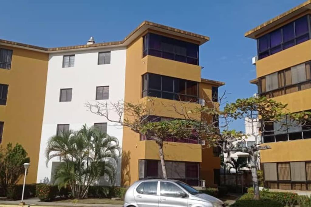 Apartamento - Flamingo Suites Higuerote Εξωτερικό φωτογραφία